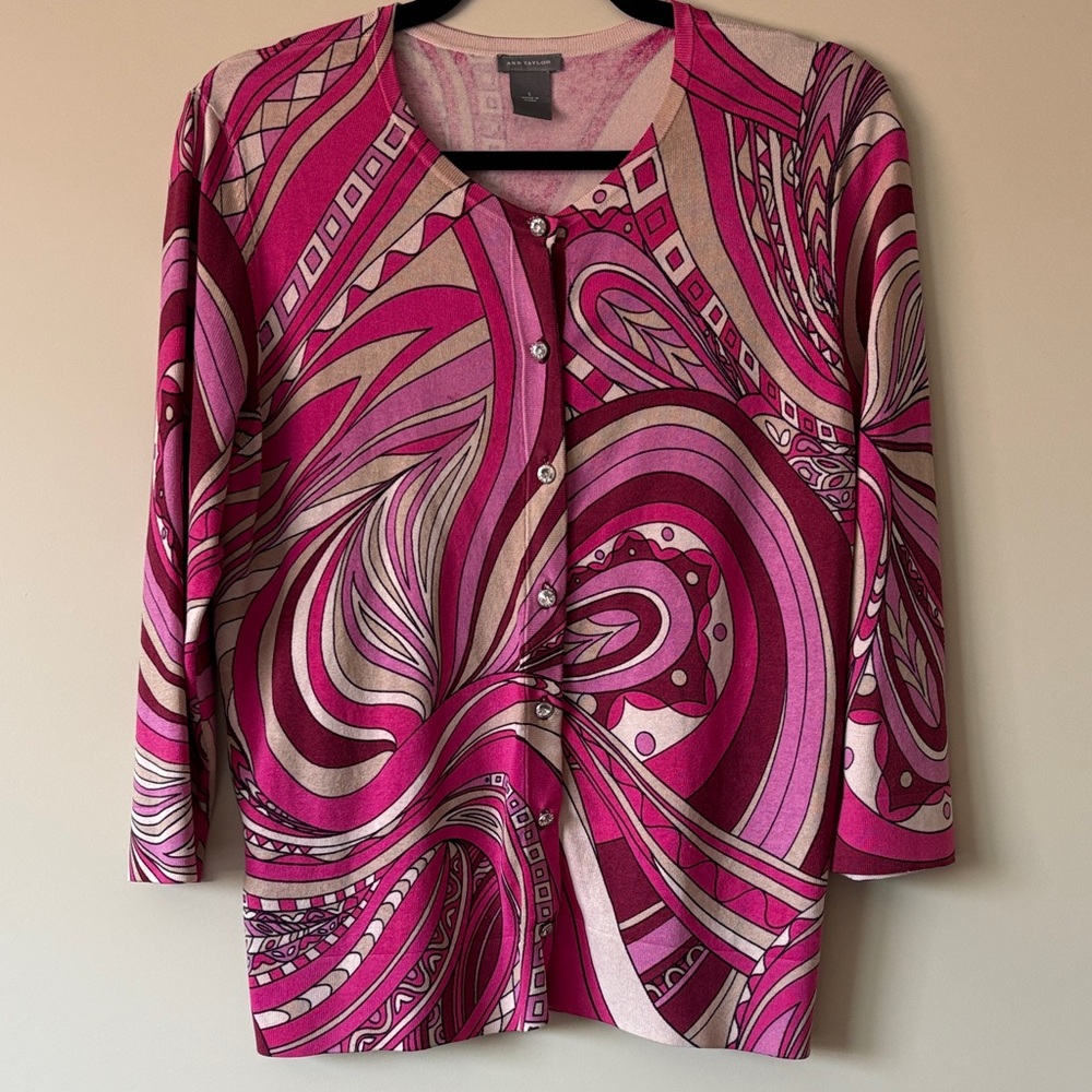 Ann Taylor Pink and Cream Geometric Cardigan